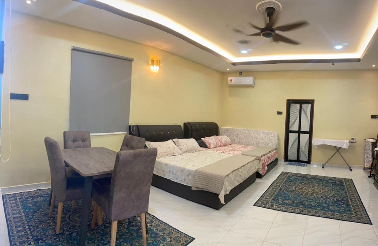 Makndak Roomstay Arau Esterno foto